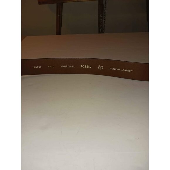 Fossil Genuine Leather Mens Belt Brown Vintage Distressed Buckle - Picture 4 of 6